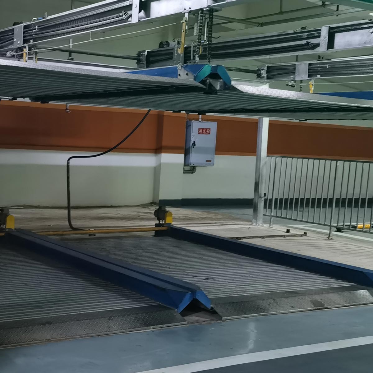 潼關(guān)負(fù)二正二帶地坑PSH4-D2四層升降橫移機械式立體車庫 潼關(guān)負(fù)二正二帶地坑PSH4-D2四層升降橫移機械式立體車庫