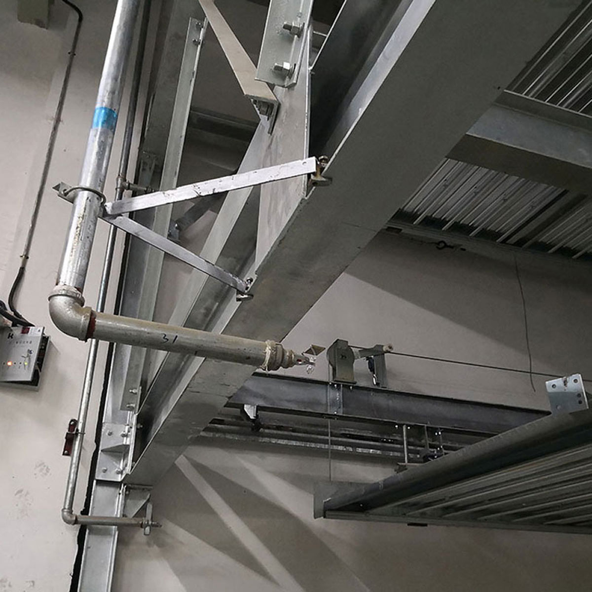 寧洱雙柱停車位過驗收 寧洱雙柱停車位過驗收