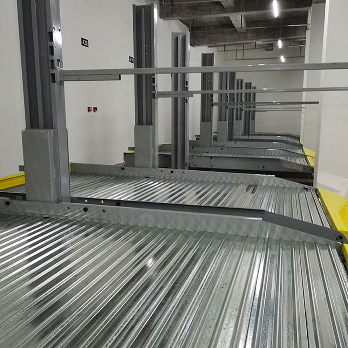 華寧兩柱機(jī)械式立體車庫租用 華寧兩柱機(jī)械式立體車庫租用