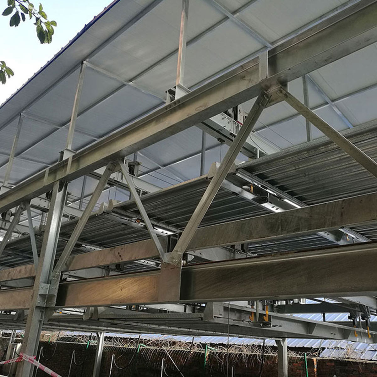 西區(qū)雙層停車位過(guò)規(guī)劃 西區(qū)雙層停車位過(guò)規(guī)劃