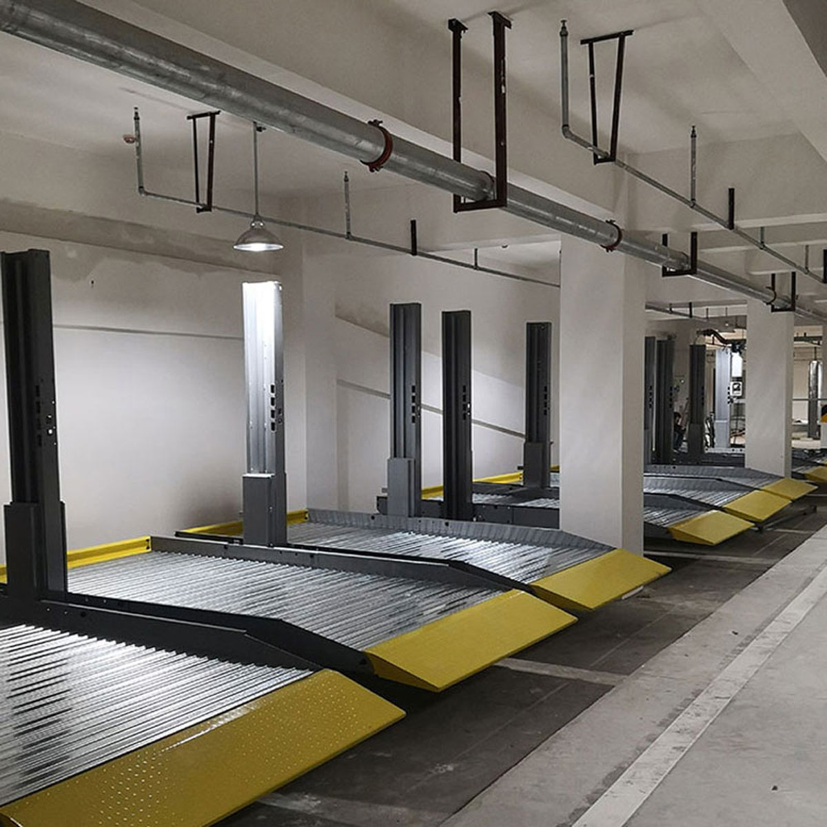 屏邊別墅智能立體車庫運作過程 屏邊別墅智能立體車庫運作過程